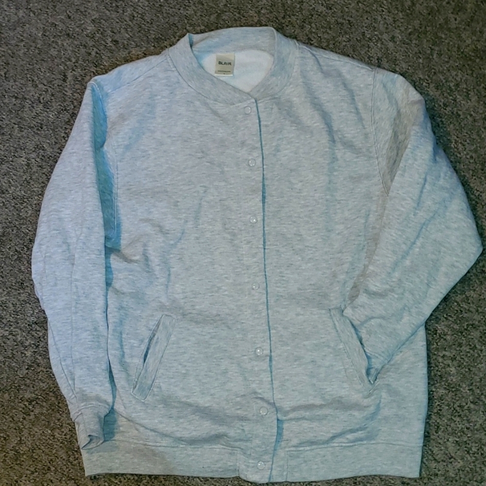 Blair Snap Up Gray Sweater with Front Pockets Large